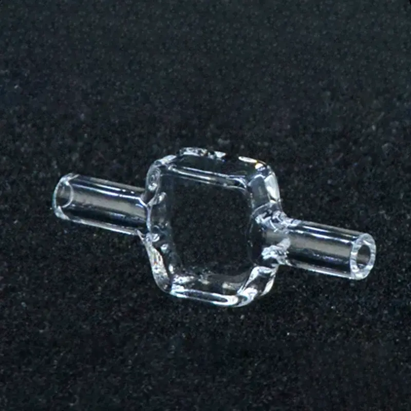 Single JGS1 quartz fluorescence flow-through cell with polished optical windows and connecting tubes